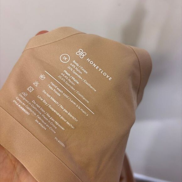 Honey Love Crossover Bra in Sand Mesh Detail 1X - Picture 6 of 6